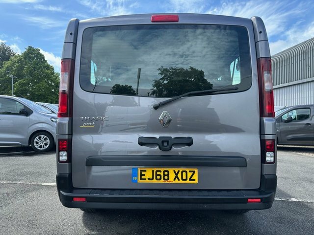 Renault Trafic 1.6 Dci 27 Sport EJ68XOZ Grey #4