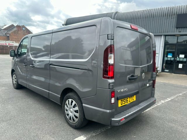 Vauxhall Vivaro 1.6 Cdti 2900 Biturbo Grey #6