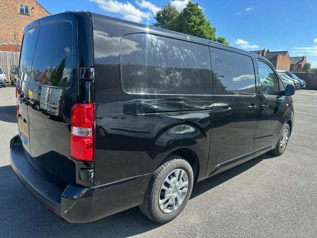 Vauxhall Vivaro 2.0 Turbo D 3100 SH71MKC Black #5