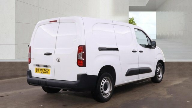 Vauxhall Combo 1.5 Turbo D 2300 White #4