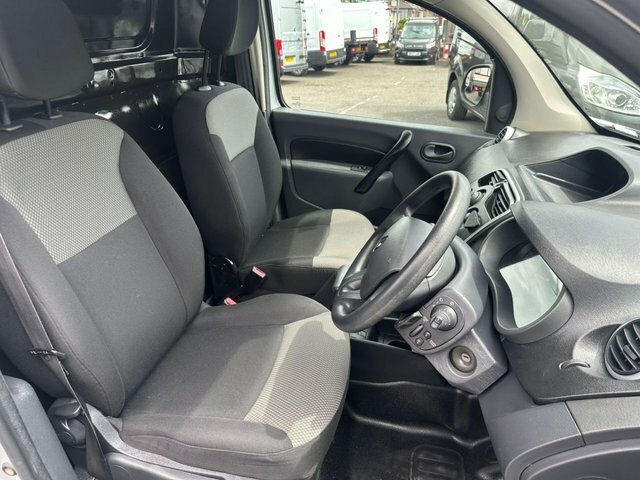 Renault Kangoo  White #9