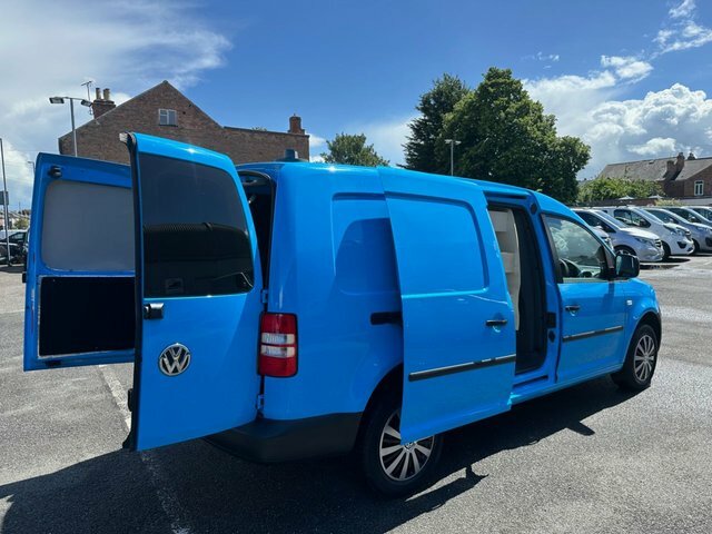 Volkswagen Caddy 1.6 Tdi C20 Startline Blue #5
