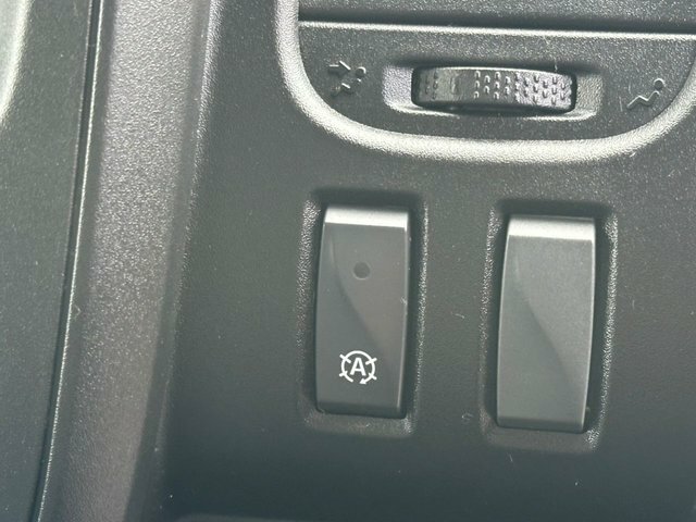 Vauxhall Vivaro   #16