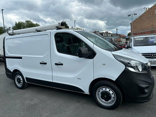 Vauxhall Vivaro   #18