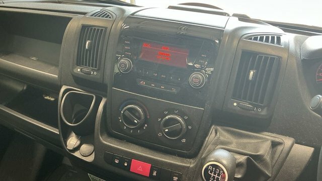 Peugeot Boxer Explorer Group 160 Bhp White #7