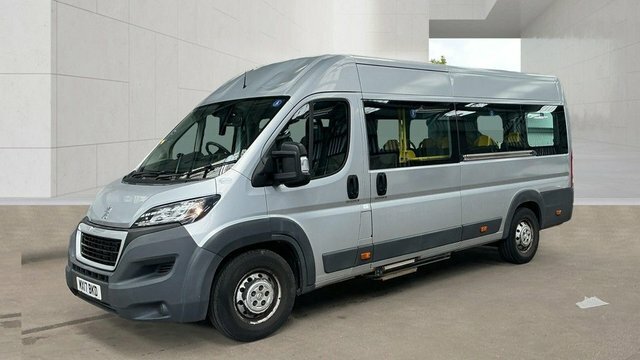 Peugeot Boxer 2.0 Bluehdi 440 Window Silver