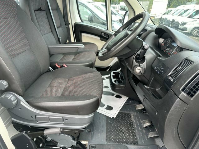 Peugeot Boxer Bluehdi 335 S Panel White #12