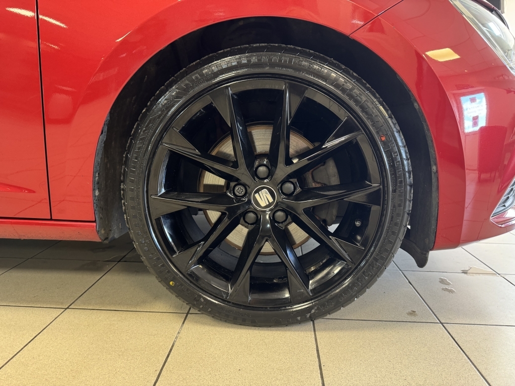 Seat Leon 1.5 Tsi Evo Fr Sport Red #4