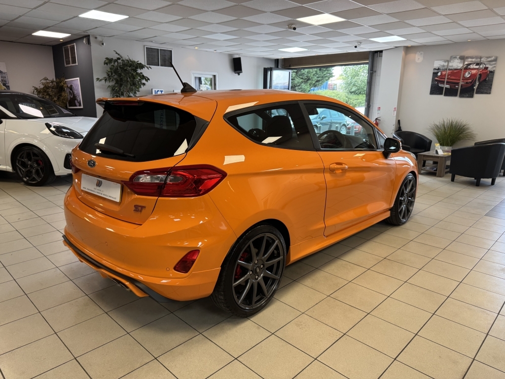 Ford Fiesta 1.0 Ecoboost 125 Titanium X Grey #4