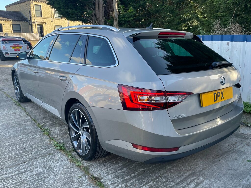 Skoda Superb For Sale 2.0 Tdi Laurin Klement 4X4 Estate D NL65FFH Beige #5