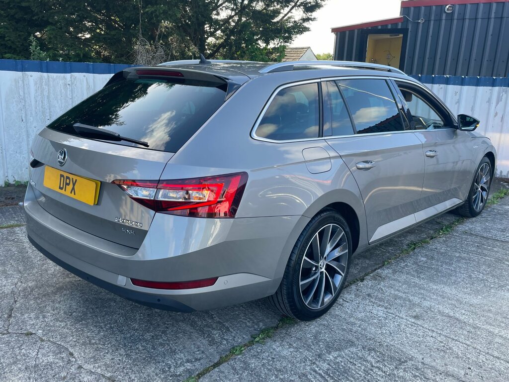 Skoda Superb For Sale 2.0 Tdi Laurin Klement 4X4 Estate D NL65FFH Beige #3