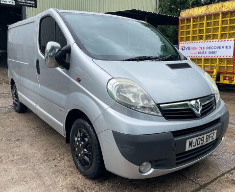 Vauxhall Vivaro 2.0 Cdti Sportive MJ09BFZ Silver #3