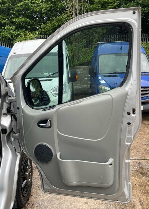 Vauxhall Vivaro Panel Van 2700Cdti Swb Shr Pv Sportive 2009 Silver #20