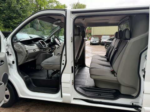 Vauxhall Vivaro 2.0 Low Miles Silver #41