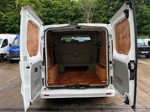 Vauxhall Vivaro 2.0 Low Miles Silver #31