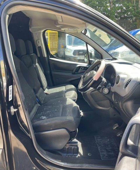 Citroen Berlingo White #20
