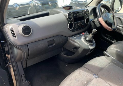 Citroen Berlingo White #31