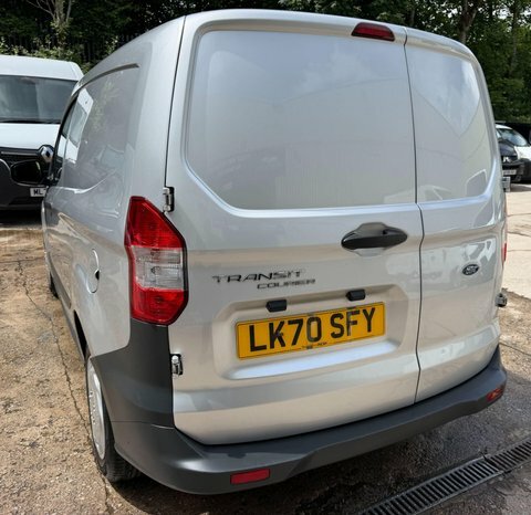 Ford Transit Courier 1.5 Tdci 100Ps Limited Van 6 Speed White #26