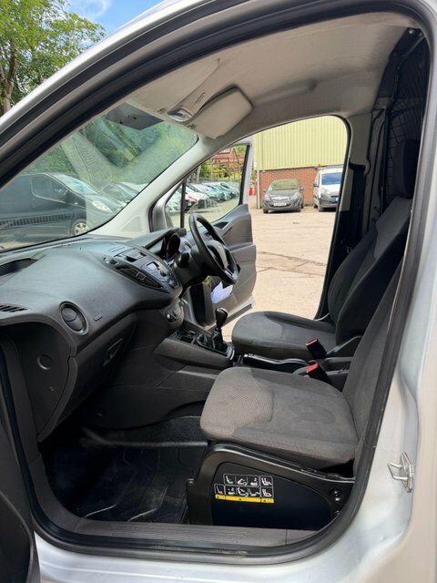 Ford Transit Courier 1.5 Tdci 100Ps Limited Van 6 Speed White #18