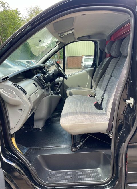 Renault Trafic Combi Van 2.0 Td Dci Ll29 Crew Van 200959 Grey #28