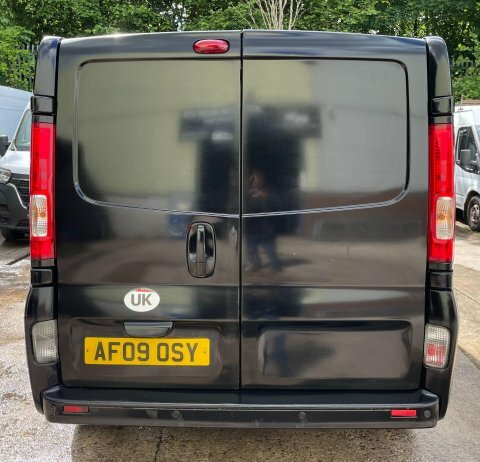 Renault Trafic Combi Van 2.0 Td Dci Ll29 Crew Van 200959 Grey #8