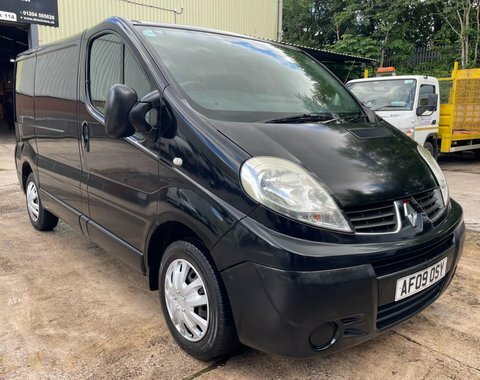 Renault Trafic 2.0 Td Dci Black #2