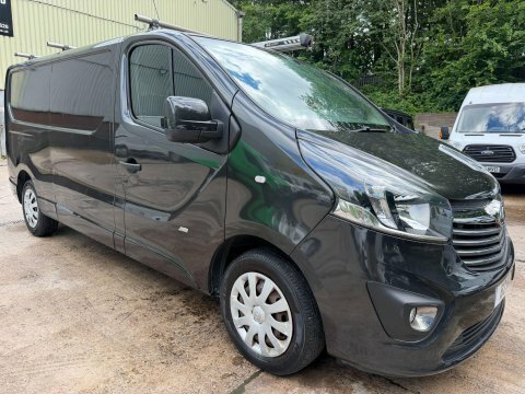 Vauxhall Vivaro 1.6 Cdti 2900 Black #3