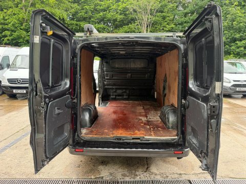 Vauxhall Vivaro Panel Van White #29