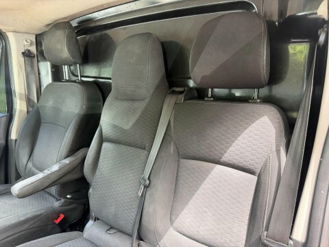 Vauxhall Vivaro Panel Van White #28