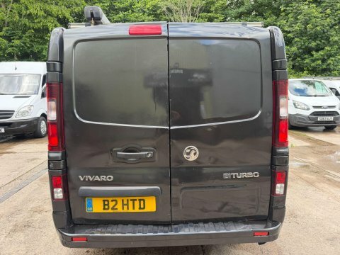 Vauxhall Vivaro Panel Van White #10