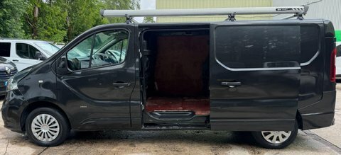 Vauxhall Vivaro Panel Van White #30