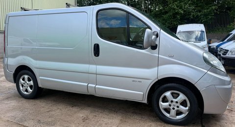Renault Trafic White #16