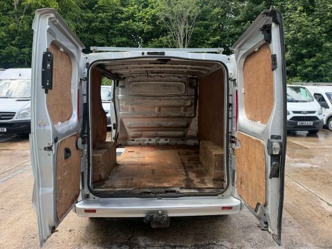Renault Trafic White #30