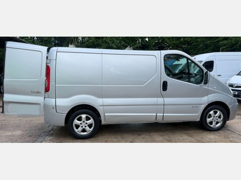 Renault Trafic Sl27dci 115 Sport Sat Nav Van Euro 5 Silver #48