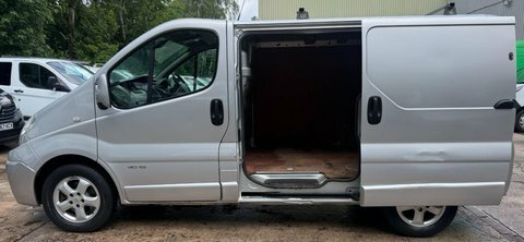 Renault Trafic White #9