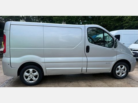 Renault Trafic Sl27dci 115 Sport Sat Nav Van Euro 5 Silver #51