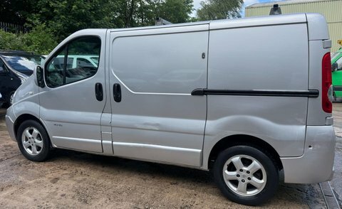 Renault Trafic White #10