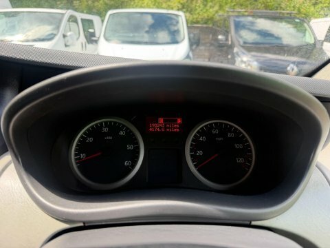 Renault Trafic White #26