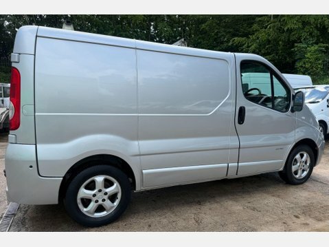 Renault Trafic Sl27dci 115 Sport Sat Nav Van Euro 5 Silver #52