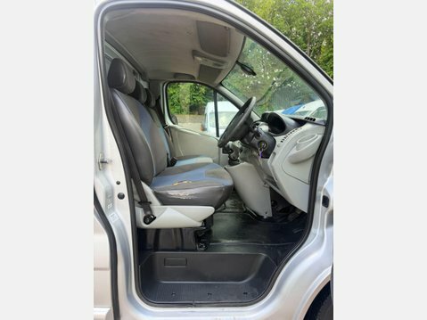 Renault Trafic Sl27dci 115 Sport Sat Nav Van Euro 5 Silver #55