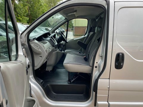 Vauxhall Vivaro Panel Van 2.0 Cdti 2700 Panel Van Tecshift Swb White #28