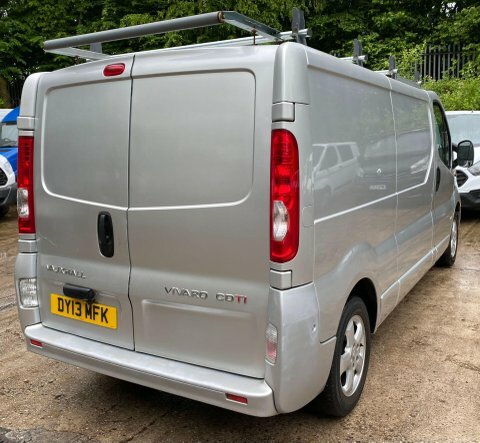 Vauxhall Vivaro 2.0 2900 Cdti Silver #6