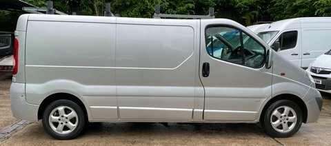 Vauxhall Vivaro 2.0 2900 Cdti Silver #4
