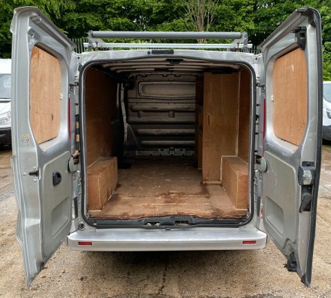 Vauxhall Vivaro Panel Van 2.0 Cdti 2700 Panel Van Tecshift Swb White #23