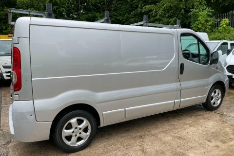 Vauxhall Vivaro 2.0 2900 Cdti Silver #5
