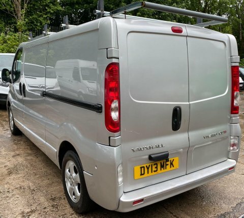 Vauxhall Vivaro Panel Van 2.0 Cdti 2700 Panel Van Tecshift Swb White #8