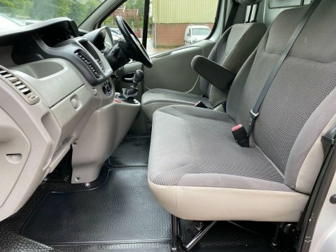 Vauxhall Vivaro Panel Van 2.0 Cdti 2700 Panel Van Tecshift Swb White #29