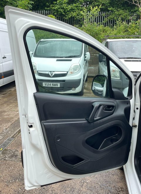 Citroen Berlingo 1.6 Multispace Xtr Hdi 109 Bhp Blue #27