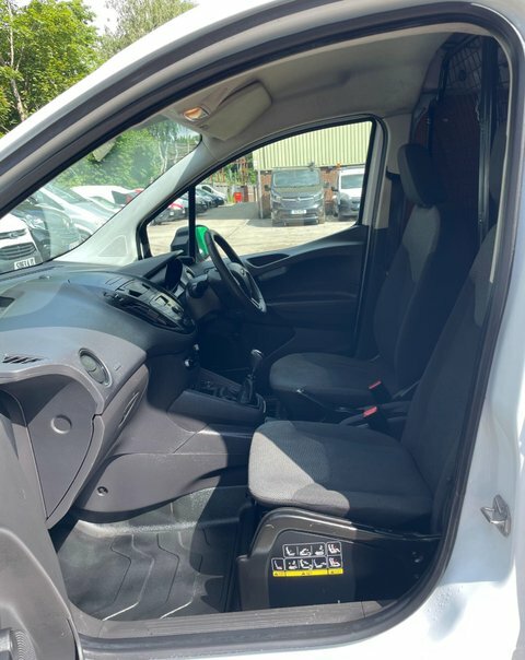 Ford Transit Courier 1.0 Ecoboost Trend L1 Euro 6 White #28
