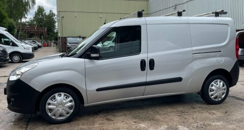Vauxhall Combo 1.6 Cdti 2300 16V Fwd L2 H1 Ss White #16